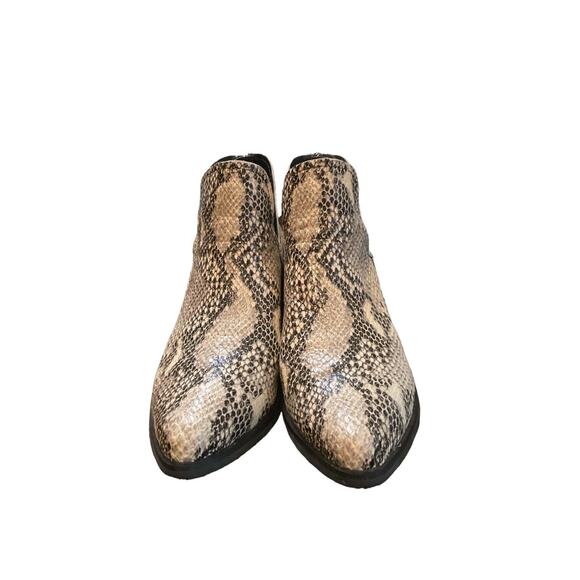 Blondo Eliza WATERPROOF Womens Sz 8M Faux Snakeskin Cut Out Ankle Boots Booties - Picture 4 of 8